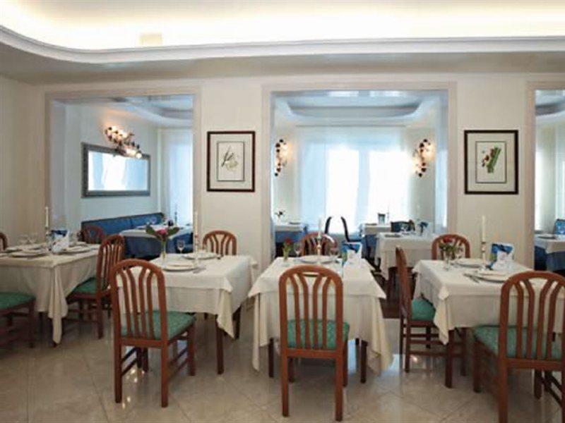 Hotel Helios Lido di Jesolo Exterior foto